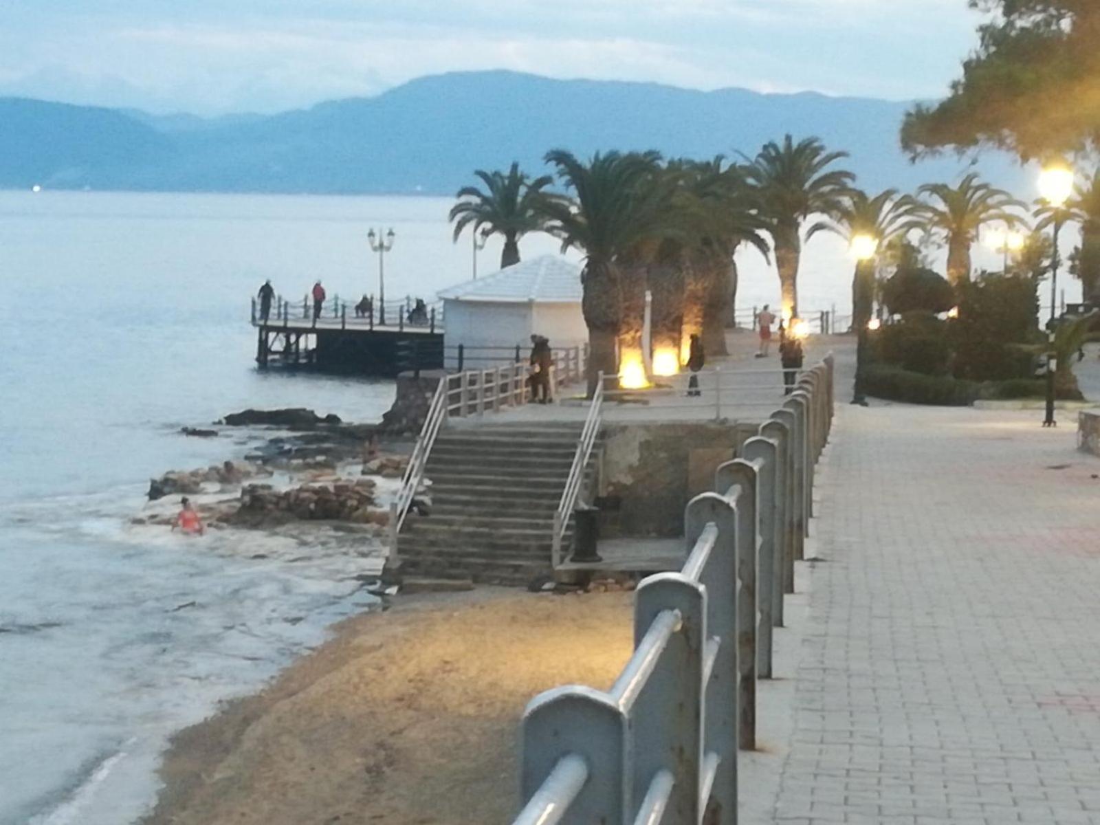 Modern Studio By The Sea Loutra Edipsou (Evia) Exterior foto