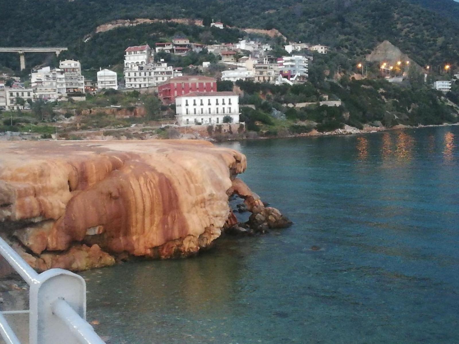 Modern Studio By The Sea Loutra Edipsou (Evia) Exterior foto